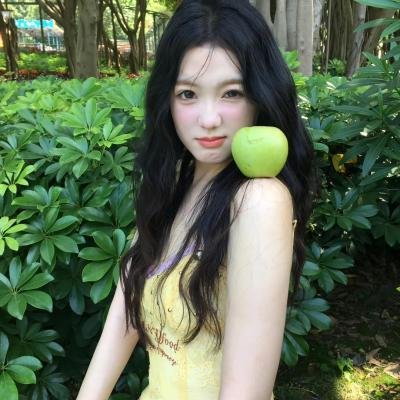不认识的女友